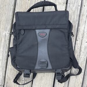 TUMI T TECH 5589D Black BALLISTIC NYLON MESSENGER BAG LAPTOP CASE 15" BACKPACK